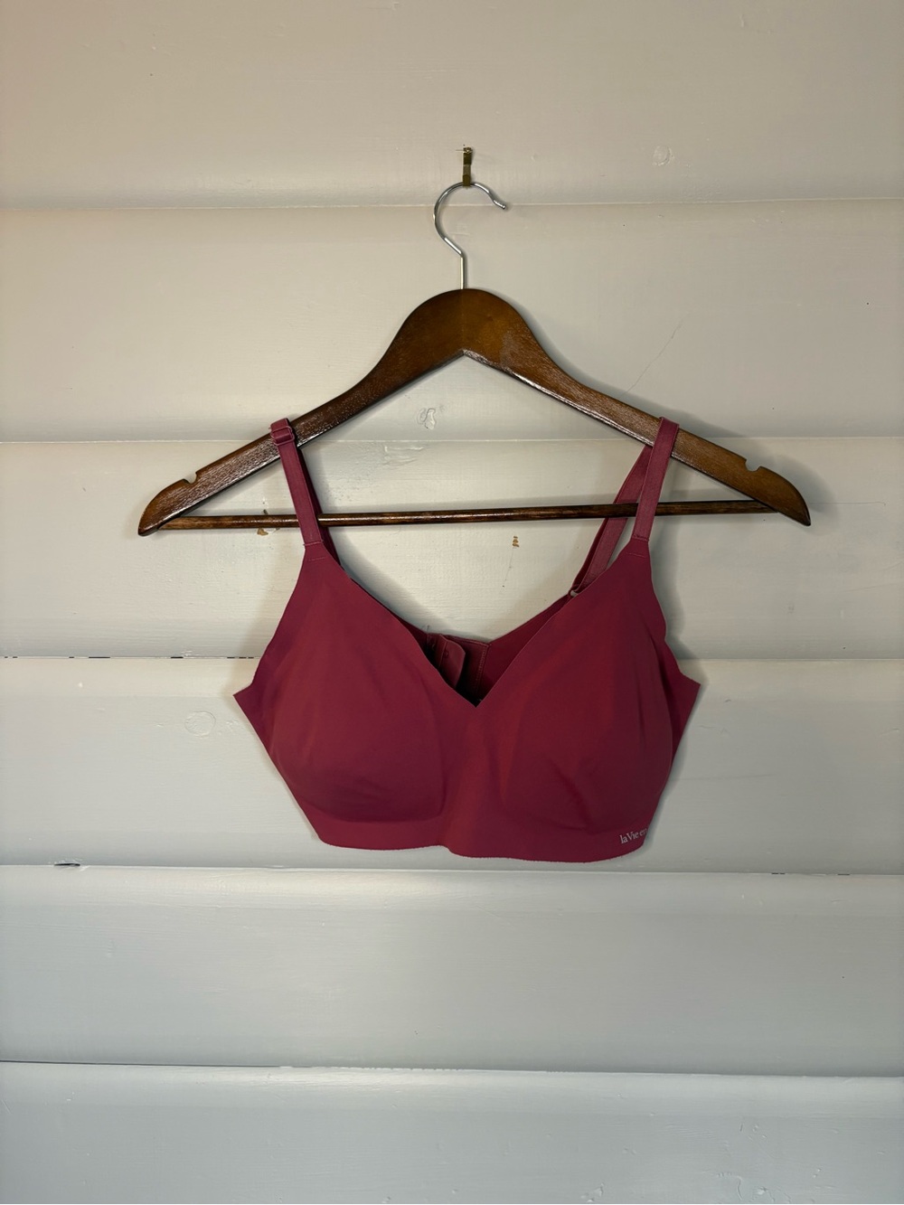 La Vie en Rose Wireless Lightly Lined Comfort Bra Berry Wine L